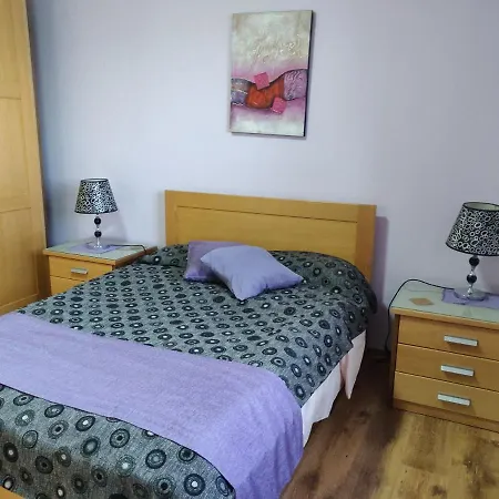 Spacious Penthouse 5 Minutes' Walk From The Sea. 马尔萨斯卡拉